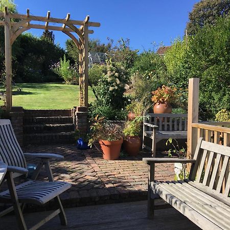 Anne'S House Bed and Breakfast Hastings Exteriör bild