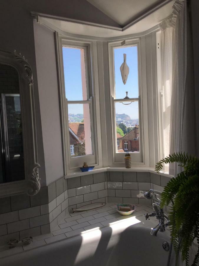 Anne'S House Bed and Breakfast Hastings Exteriör bild