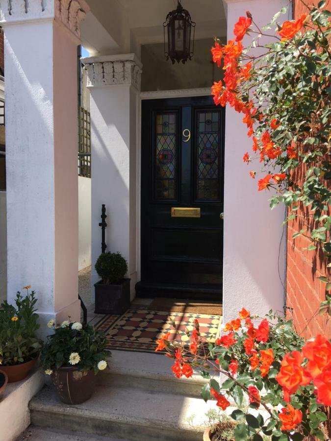 Anne'S House Bed and Breakfast Hastings Exteriör bild